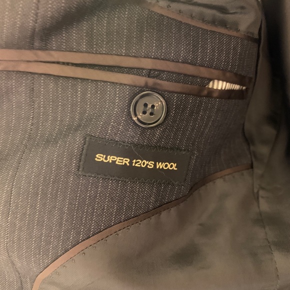 Massimo Dutti Suit. Excellent condition!! - Picture 3 of 4